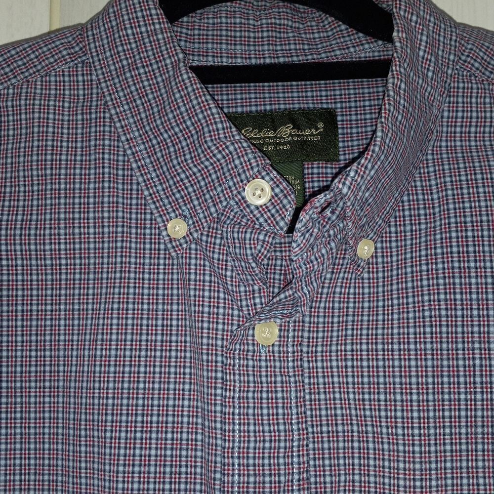 Eddie Bauer men's gray, red and black long sleeved shirt, Size large